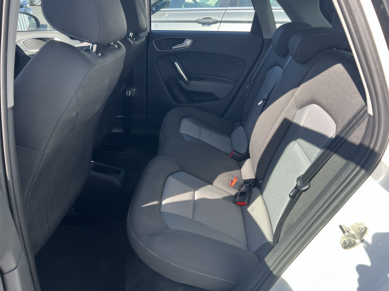 Photo 6 de l'offre de AUDI A1 1.4 TFSI 150CH COD AMBITION à 12990€ chez Sevestre Automobiles Nantes