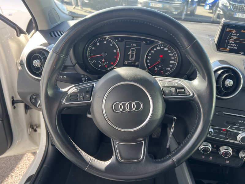Photo 10 de l'offre de AUDI A1 1.4 TFSI 150CH COD AMBITION à 12990€ chez Sevestre Automobiles Nantes
