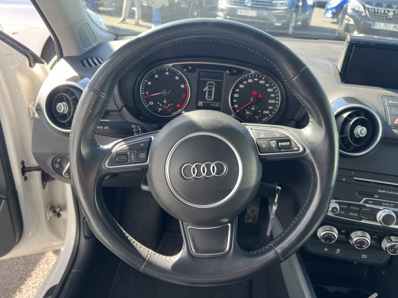 Photo 9 de l'offre de AUDI A1 1.4 TFSI 150CH COD AMBITION à 12990€ chez Sevestre Automobiles Nantes