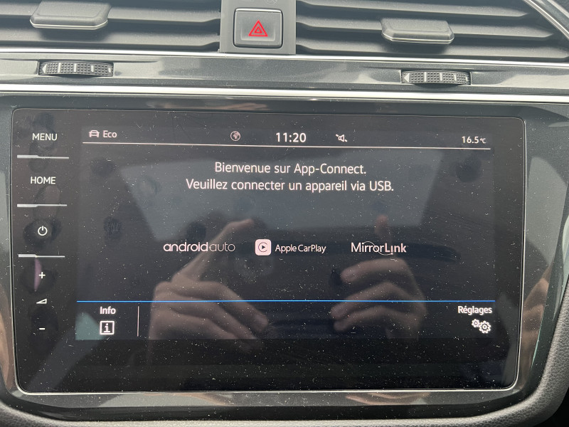 Photo 10 de l'offre de VOLKSWAGEN TIGUAN 2.0 TDI 190CH CARAT R LINE 4MOTION DSG7 à 31990€ chez Sevestre Automobiles Nantes