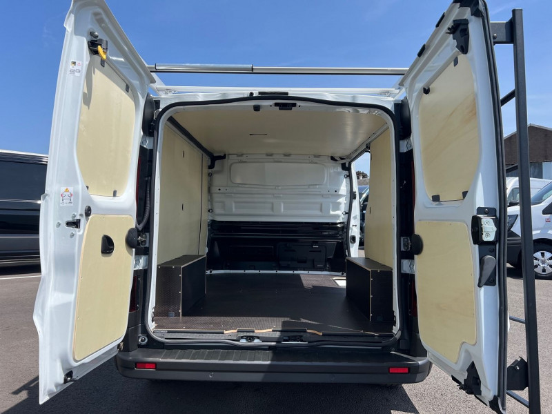 Photo 4 de l'offre de NISSAN PRIMASTAR FG L1H1 2.0 DCI 130CH N-CONNECTA + KIT BOIS + GALERIE à 30900€ chez Bretagne Utilitaires