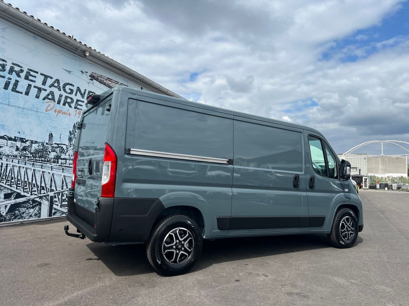 Photo 2 de l'offre de FIAT DUCATO FG MH1 - L2H1 3.5 MAXI 140CH S&S PACK PREMIUM CONNECT BVA8 à 43140€ chez Bretagne Utilitaires