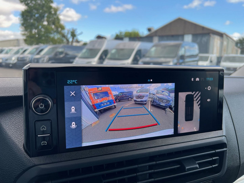 Photo 5 de l'offre de CITROEN JUMPY M 2.0 BLUEHDI 180CH EAT8 PACK PREMIUM CONNECT + OPTIONS à 34500€ chez Bretagne Utilitaires