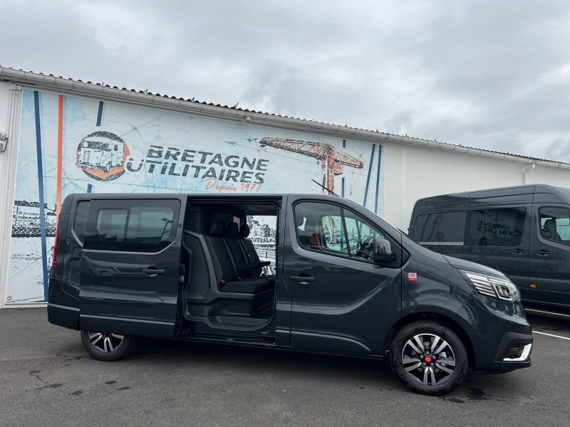 Renault TRAFIC COMETE 5 PLACES BVA9 170 CV L2H1 EXCLUSIVE + OPTIONS Diesel GRIS COMETE Occasion à vendre