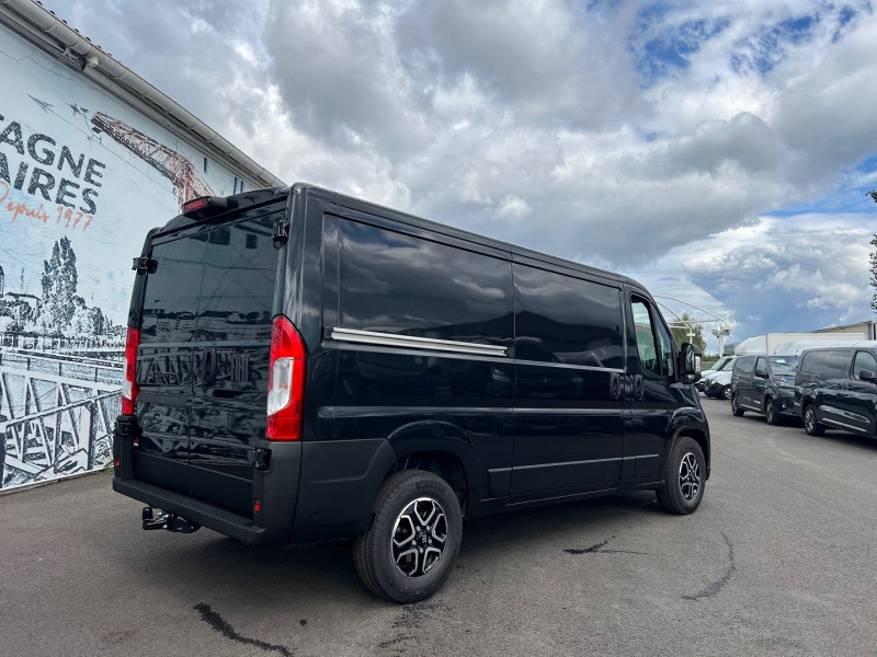 Photo 8 de l'offre de FIAT DUCATO FG MH1 - L2H1 3.5 MAXI 140CH S&S PACK PREMIUM CONNECT BVA8 à 43140€ chez Bretagne Utilitaires