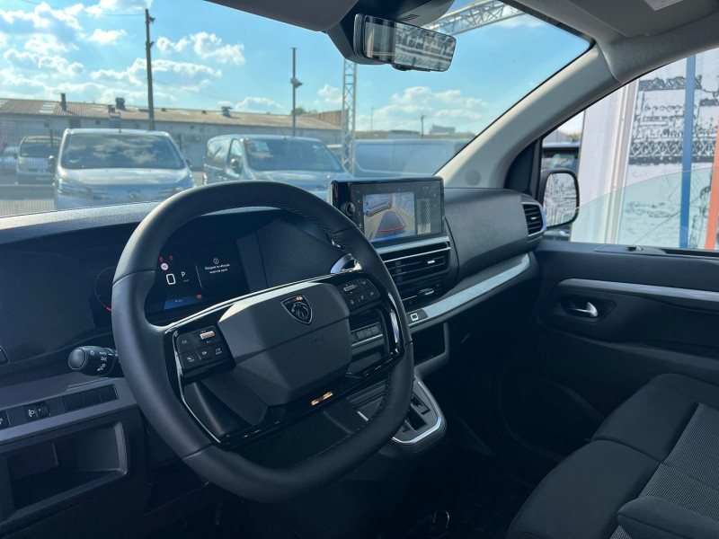 Photo 5 de l'offre de PEUGEOT EXPERT FG M 2.0 BLUEHDI 180CH S&S EAT8 + NBRES OPTIONS à 39540€ chez Bretagne Utilitaires