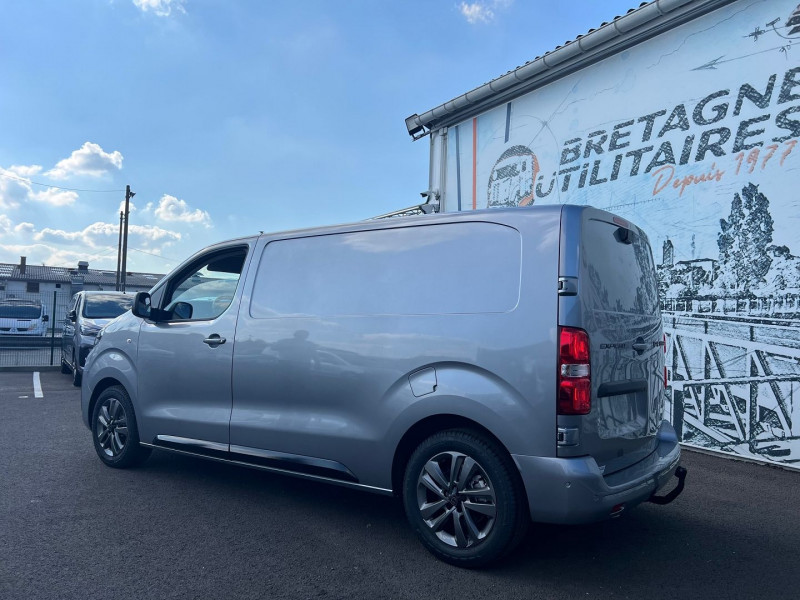 Photo 3 de l'offre de PEUGEOT EXPERT FG M 2.0 BLUEHDI 180CH S&S EAT8 + NBRES OPTIONS à 39540€ chez Bretagne Utilitaires