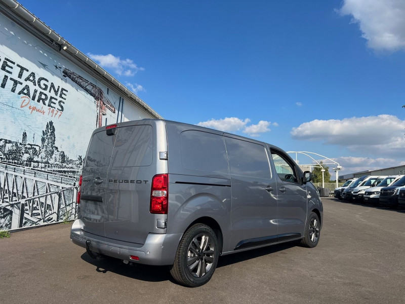 Photo 7 de l'offre de PEUGEOT EXPERT FG M 2.0 BLUEHDI 180CH S&S EAT8 + NBRES OPTIONS à 39540€ chez Bretagne Utilitaires