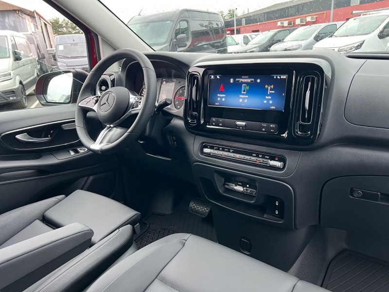 Photo 5 de l'offre de MERCEDES-BENZ VITO FG 4X4 119 CDI LONG SELECT 9G-TRONIC + OPTIONS à 65940€ chez Bretagne Utilitaires