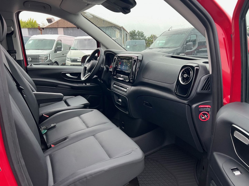 Photo 4 de l'offre de MERCEDES-BENZ VITO FG 4X4 119 CDI LONG SELECT 9G-TRONIC + OPTIONS à 65940€ chez Bretagne Utilitaires