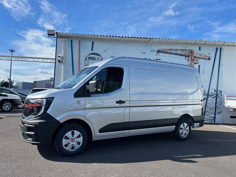 Photo 5 de l'offre de RENAULT MASTER IV FG F3500 L2H2 BVA9 170CH RED EDITION + OPTIONS à 47940€ chez Bretagne Utilitaires