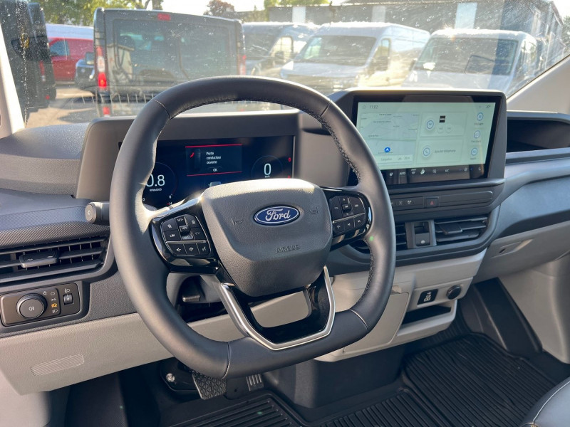 Photo 6 de l'offre de FORD TRANSIT CUSTOM TRAIL 4X4 L2H1 170 CV BVA8 + OTPIONS à 53340€ chez Bretagne Utilitaires