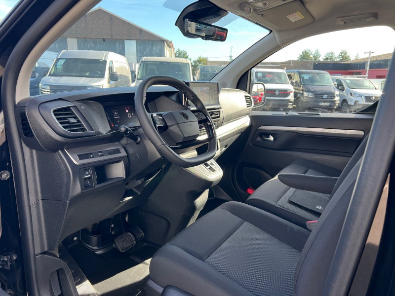 Photo 5 de l'offre de PEUGEOT EXPERT FG M 2.0 BLUEHDI 180CH S&S EAT8 + NBRES OPTIONS à 39540€ chez Bretagne Utilitaires