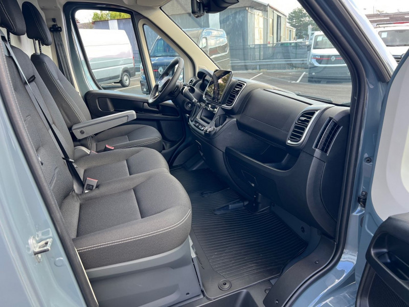 Photo 7 de l'offre de FIAT DUCATO FG L4H2 - XLH2 3.5 MAXI 180CH S&S PACK PREMIUM CONNECT BVA8 à 45540€ chez Bretagne Utilitaires