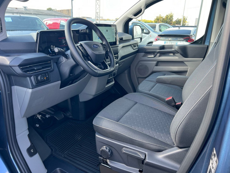 Photo 5 de l'offre de FORD TRANSIT CUSTOM FG 320 L2H1 2.0 ECOBLUE 170CH LIMITED BVA8 + OPTIONS à 47940€ chez Bretagne Utilitaires