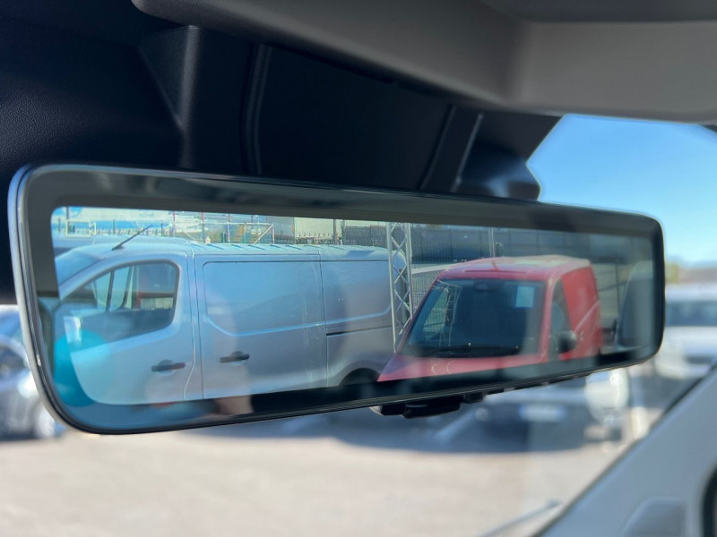 Photo 8 de l'offre de FIAT DUCATO FG MH1 - L2H1 3.5 MAXI 140CH S&S PACK PREMIUM CONNECT BVA8 à 43140€ chez Bretagne Utilitaires