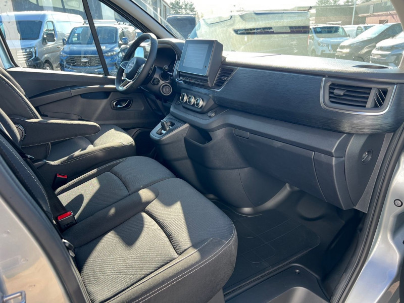 Photo 2 de l'offre de NISSAN PRIMASTAR FG L2H1 3T1 2.0 DCI 170CH TEKNA BVA9 + KIT BOIS MDP à 40740€ chez Bretagne Utilitaires