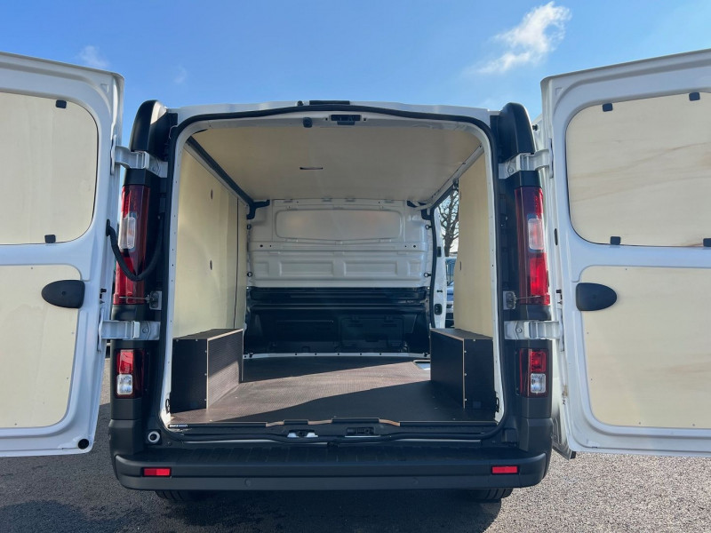 Photo 2 de l'offre de NISSAN PRIMASTAR FG L1H1 2T8 2.0 DCI 150CH  BVA9 N-CONNECTA+ PACK CARGO à 35748€ chez Bretagne Utilitaires