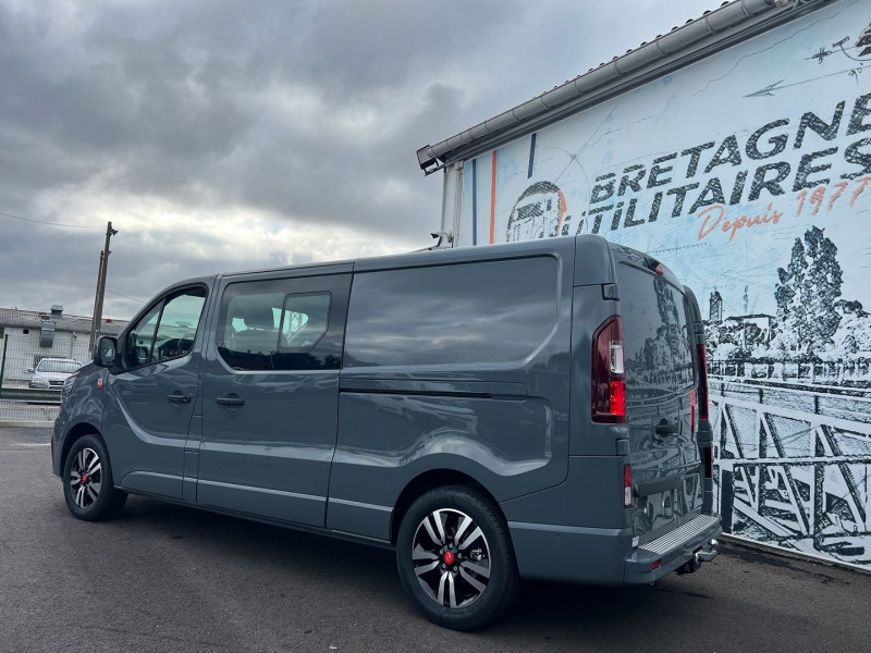 Photo 10 de l'offre de RENAULT TRAFIC 6 PLACES BVA9 170 CV L2H1 EXCLUSIVE + OPTIONS à 46740€ chez Bretagne Utilitaires