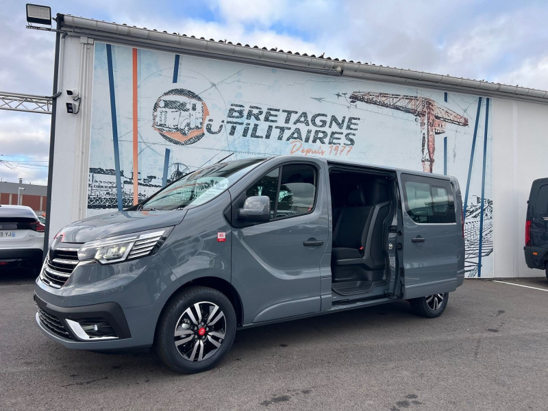 Renault TRAFIC 6 PLACES BVA9 170 CV L2H1 EXCLUSIVE + OPTIONS Diesel GRIS URBAIN Occasion à vendre