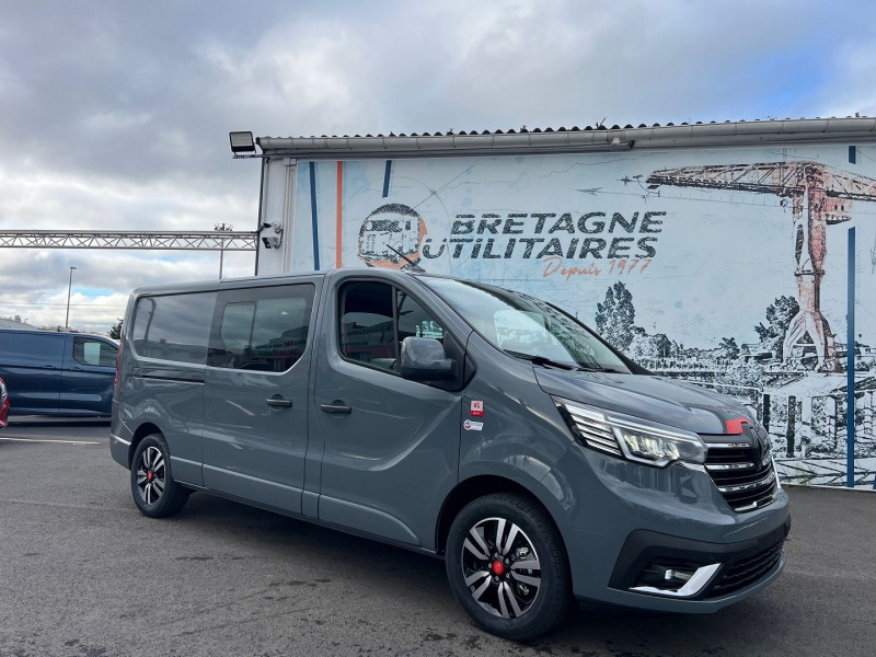 Photo 11 de l'offre de RENAULT TRAFIC 6 PLACES BVA9 170 CV L2H1 EXCLUSIVE + OPTIONS à 46740€ chez Bretagne Utilitaires