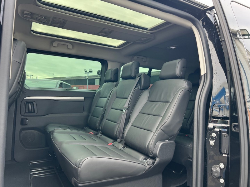 Photo 5 de l'offre de CITROEN SPACETOURER 8 PLACES XL 2.0 180CH EAT8 BUSINESS PACK + TOITS ZENITH à 48900€ chez Bretagne Utilitaires