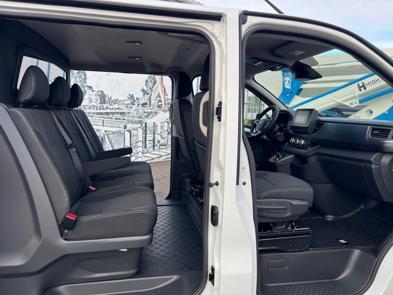 Photo 6 de l'offre de RENAULT TRAFIC BLANC 5 PLACES BVA9 170 CV L2H1 EXCLUSIVE + OPTIONS à 46140€ chez Bretagne Utilitaires