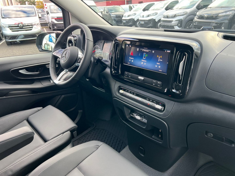 Photo 8 de l'offre de MERCEDES-BENZ VITO FG 4X4 119 CDI LONG SELECT 9G-TRONIC + OPTIONS à 65940€ chez Bretagne Utilitaires
