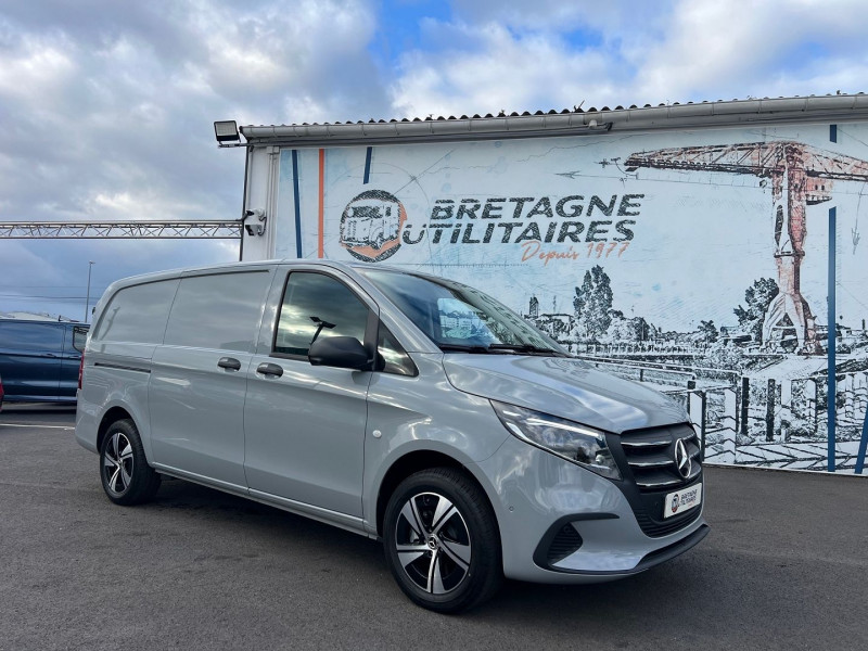 Photo 2 de l'offre de MERCEDES-BENZ VITO FG 4X4 119 CDI LONG SELECT 9G-TRONIC + OPTIONS à 65940€ chez Bretagne Utilitaires