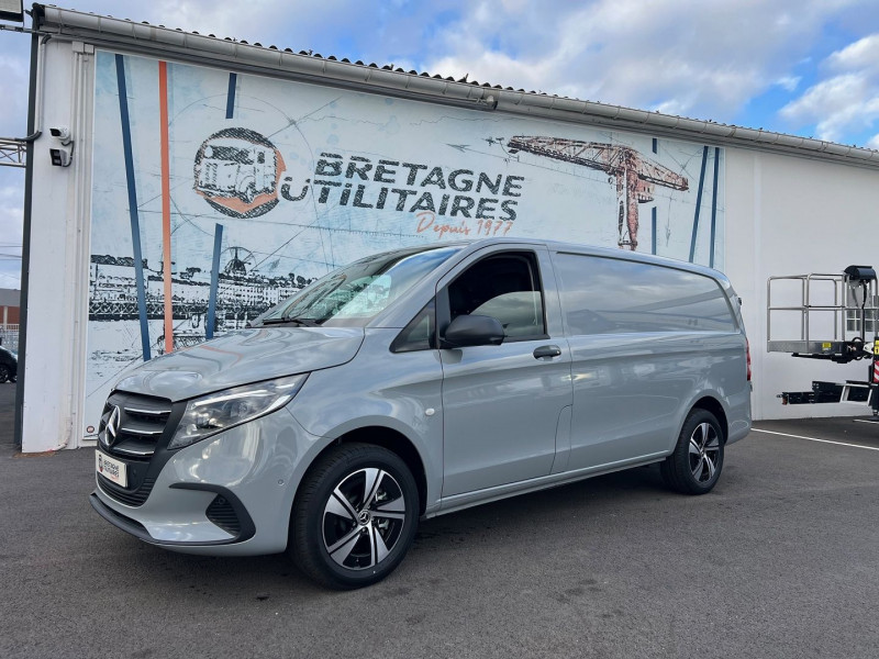 Mercedes-Benz VITO FG 4X4 119 CDI LONG SELECT 9G-TRONIC + OPTIONS Diesel GRIS ALPIN Occasion à vendre
