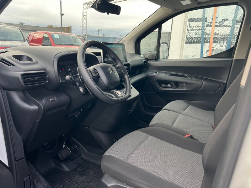 Photo 5 de l'offre de CITROEN BERLINGO VAN M - ESSENCE 130 CV WORKER EAT8 à 16650€ chez Bretagne Utilitaires