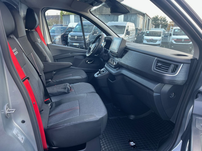 Photo 5 de l'offre de RENAULT TRAFIC HIGHLAND 3T L1H1 170 CV BVA9 EXCLUSIVE + OPTIONS à 41940€ chez Bretagne Utilitaires