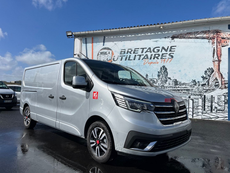 Photo 1 de l'offre de RENAULT TRAFIC HIGHLAND 3T L2H1 170 CV BVA9 EXCLUSIVE + OPTIONS à 43140€ chez Bretagne Utilitaires