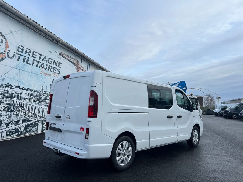 Photo 2 de l'offre de NISSAN PRIMASTAR BLANC L2H1 3T0 2.0 DCI 170CH BVA9 CAB APPRO 6PL TEKNA à 42780€ chez Bretagne Utilitaires