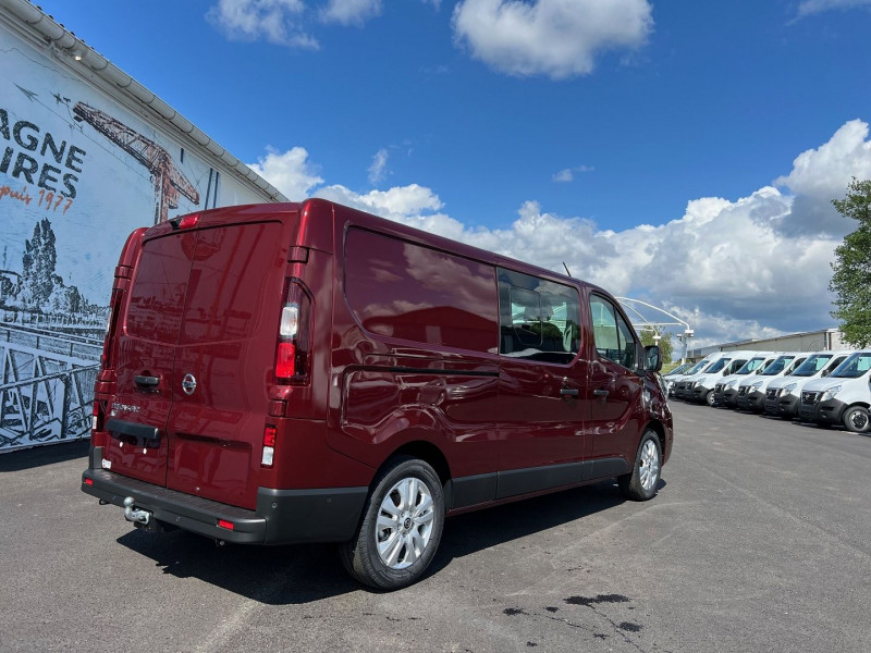 Photo 2 de l'offre de NISSAN PRIMASTAR FG ROUGE CARM L2H1 3T0 2.0 DCI 170CH BVA9 CABINE APPROFONDIE 5 PLACES TEKNA EURO6EB à 42540€ chez Bretagne Utilitaires