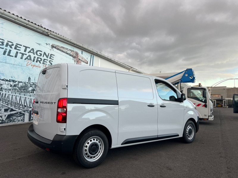 Photo 5 de l'offre de PEUGEOT EXPERT FG M 120CH PACK PREMIUM CONNECT + OPTIONS à 27300€ chez Bretagne Utilitaires