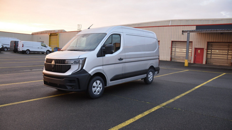 Photo 4 de l'offre de RENAULT MASTER IV FG F3500 L2H2 2.0 BLUE DCI 170CH EDC9 BVA EXTRA + OPTIONS à 39588€ chez Bretagne Utilitaires