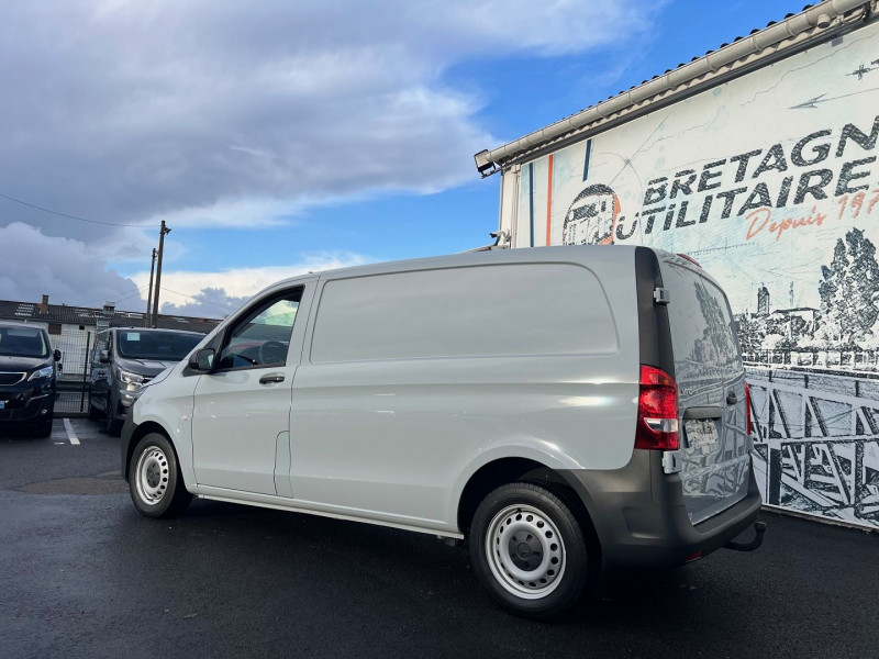 Photo 9 de l'offre de MERCEDES-BENZ VITO FG 114 CDI COMPACT PRO PROPULSION 9G-TRONIC + OPTIONS à 35340€ chez Bretagne Utilitaires