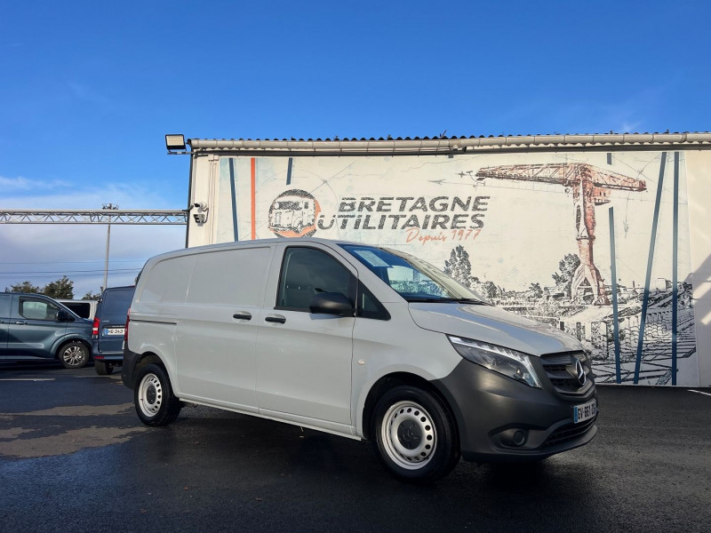 Photo 7 de l'offre de MERCEDES-BENZ VITO FG 114 CDI COMPACT PRO PROPULSION 9G-TRONIC + OPTIONS à 35340€ chez Bretagne Utilitaires
