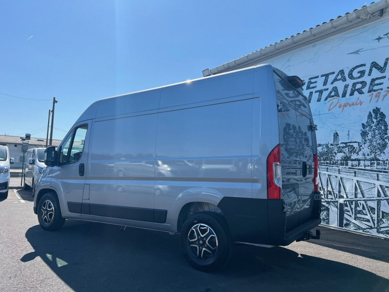 Photo 8 de l'offre de FIAT DUCATO FG MH2 - L2H2 3.5 MAXI 180CH S&S PACK PREMIUM CONNECT BVA8 à 43140€ chez Bretagne Utilitaires