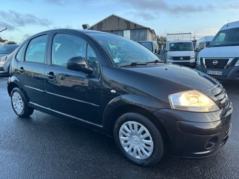 Photo 2 de l'offre de CITROEN C3 1.4 HDI 70CV AIRDREAM GENERATION à 3650€ chez Bretagne Utilitaires