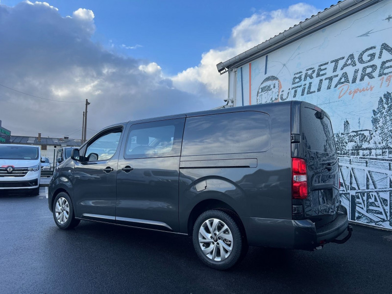 Photo 8 de l'offre de FIAT SCUDO FG XL 2.0 BLUEHDI 180CH CAB APPRO 6PL PACK PREMIUM CONNECT EAT8 à 40740€ chez Bretagne Utilitaires