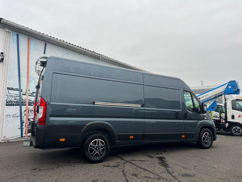 Photo 10 de l'offre de FIAT DUCATO FG L4H2 - XLH2 3.5 MAXI 180CH S&S PACK PREMIUM CONNECT BVA8 à 45540€ chez Bretagne Utilitaires