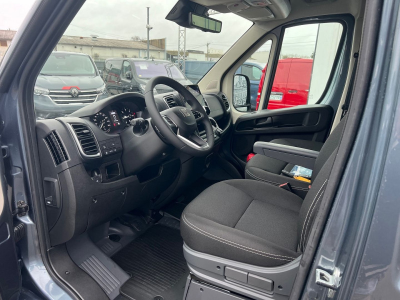 Photo 7 de l'offre de FIAT DUCATO FG L4H2 - XLH2 3.5 MAXI 180CH S&S PACK PREMIUM CONNECT BVA8 à 45540€ chez Bretagne Utilitaires