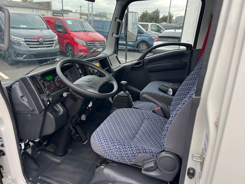 Photo 4 de l'offre de ISUZU M21 NACELLE ARTICULEE 24D SPEED à 107940€ chez Bretagne Utilitaires