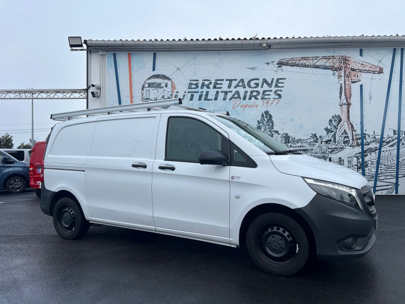 Photo 8 de l'offre de MERCEDES-BENZ VITO FG 114 CDI COMPACT PRO PROPULSION 9G-TRONIC + OPTIONS à 33900€ chez Bretagne Utilitaires