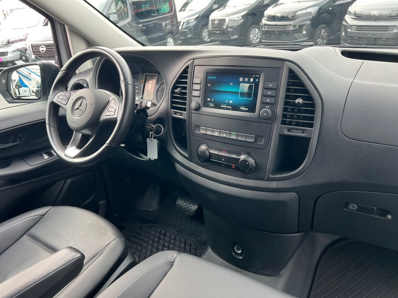 Photo 4 de l'offre de MERCEDES-BENZ VITO FG 114 CDI COMPACT PRO PROPULSION 9G-TRONIC + OPTIONS à 33900€ chez Bretagne Utilitaires