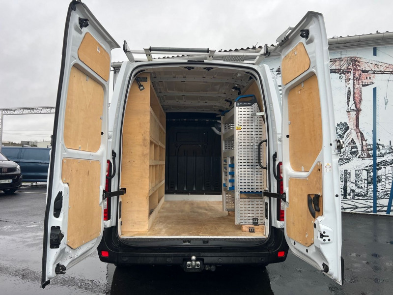 Renault MASTER F3300 L2H2 2.3 BLUE DCI 135CH GRAND CONFORT + GALERIE + ATTELAGE Diesel BLANC Occasion à vendre