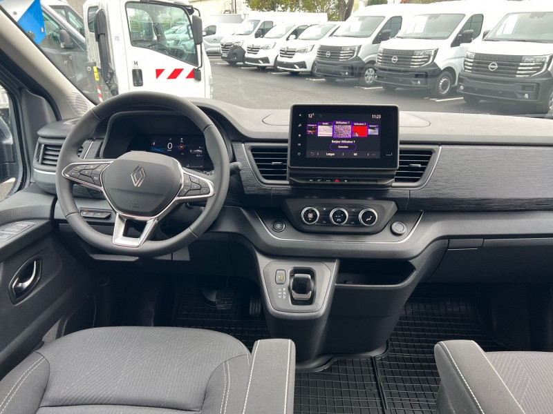 Photo 6 de l'offre de RENAULT TRAFIC URBAIN 5 PLACES BVA9 170 CV L2H1 EXCLUSIVE + OPTIONS à 46740€ chez Bretagne Utilitaires