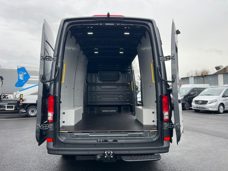 Photo 3 de l'offre de MAN TGE FG 4X4 180 CV L3H3 (L2H2) BVA + OPTIONS à 59940€ chez Bretagne Utilitaires